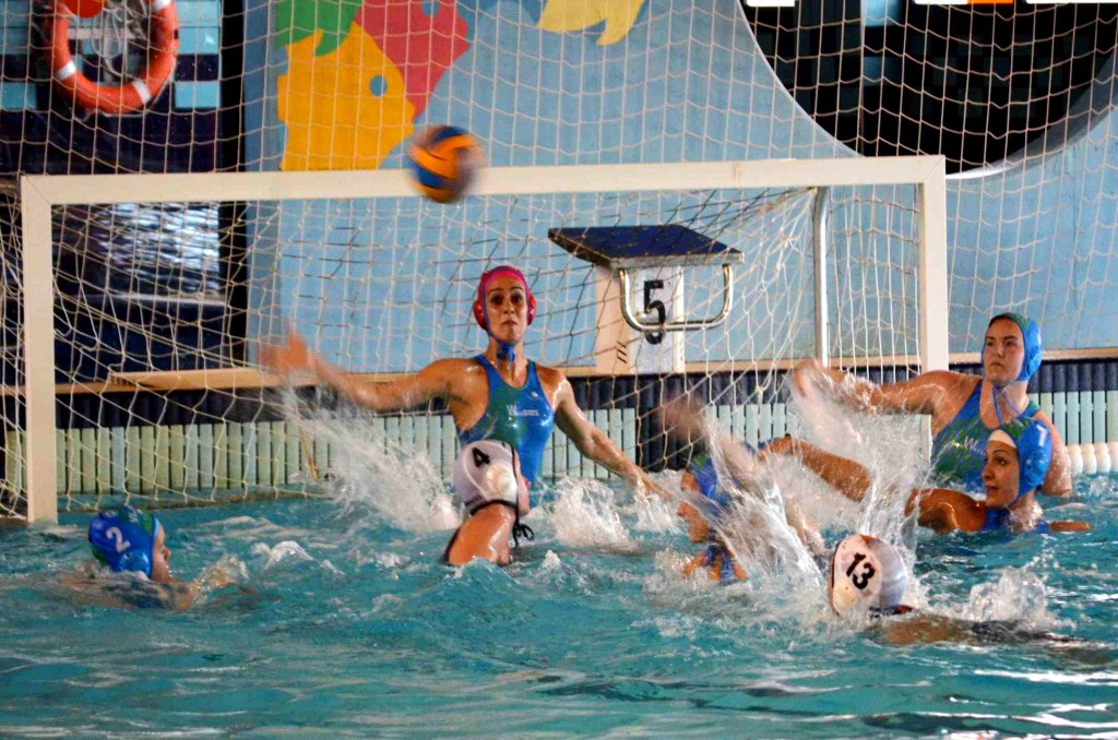 Las nazarenas, en tareas defensivas