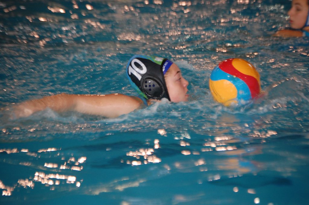 Una jugadora del primer equipo nazareno